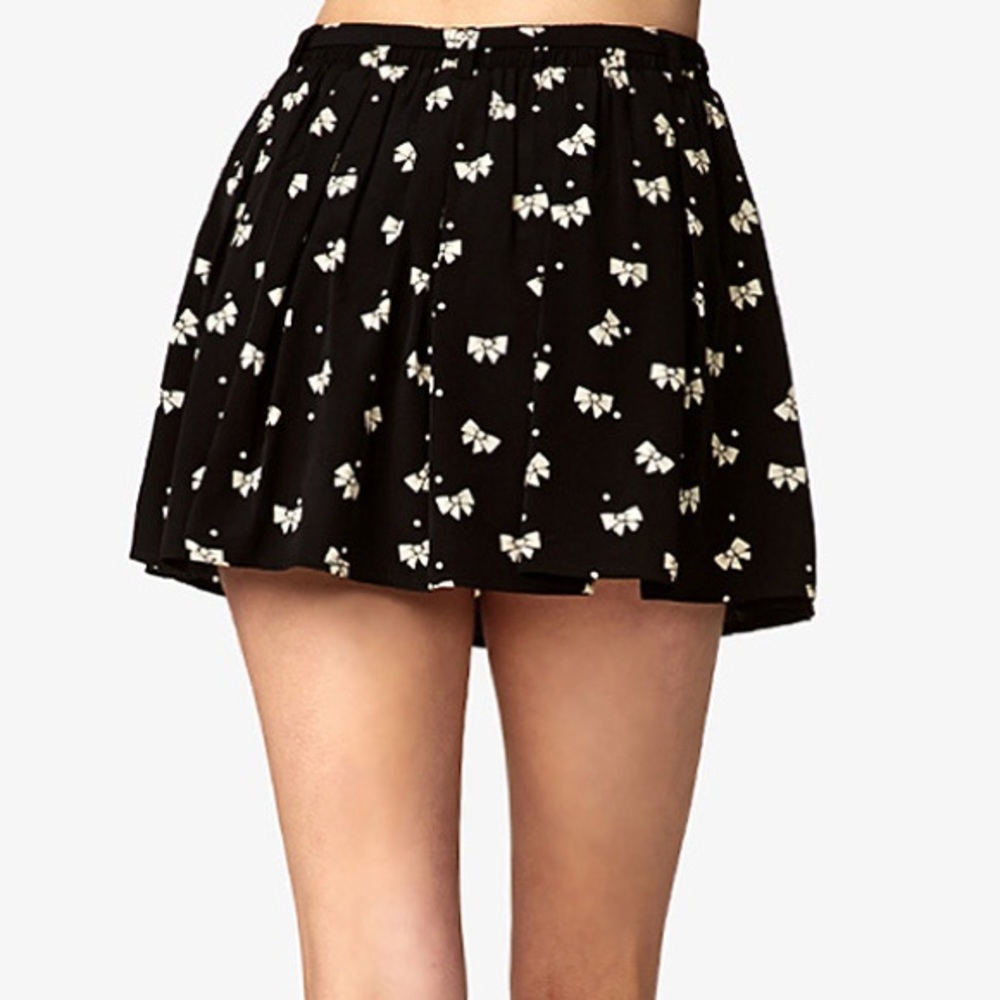 Forever 21 Black Bow Skort